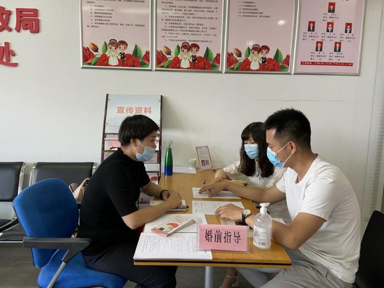 聆听&ldquo;家长里短&rdquo; 沣西新城&ldquo;一站式&rdquo;婚姻家庭服务受欢迎